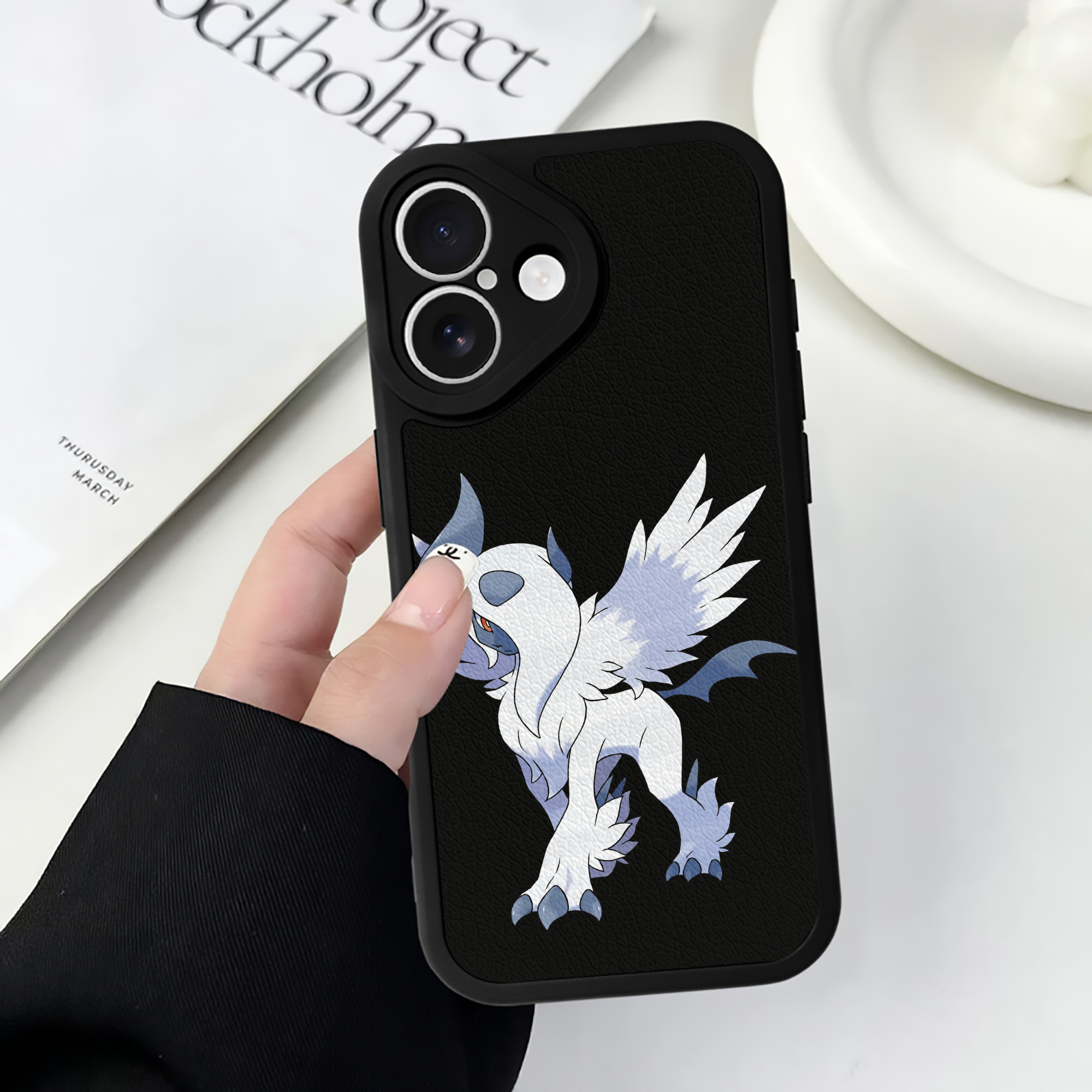 （画像用） ポケットモンスター Pokémon 【iPhone 16シリーズ対応】シリコンスマホケース（レザー調） 材質：シリコン
